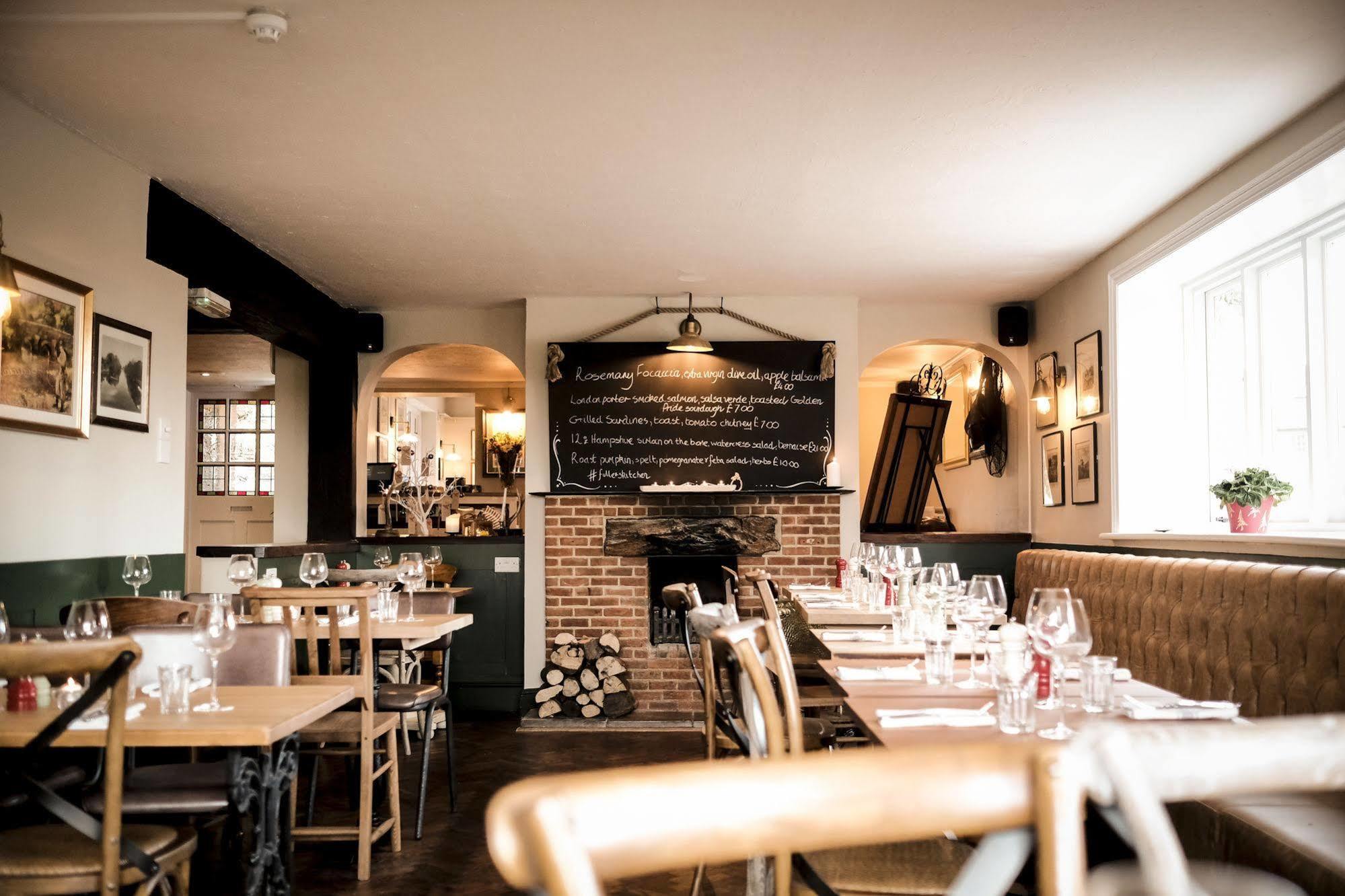 Fisherman's Haunt Inn 4*