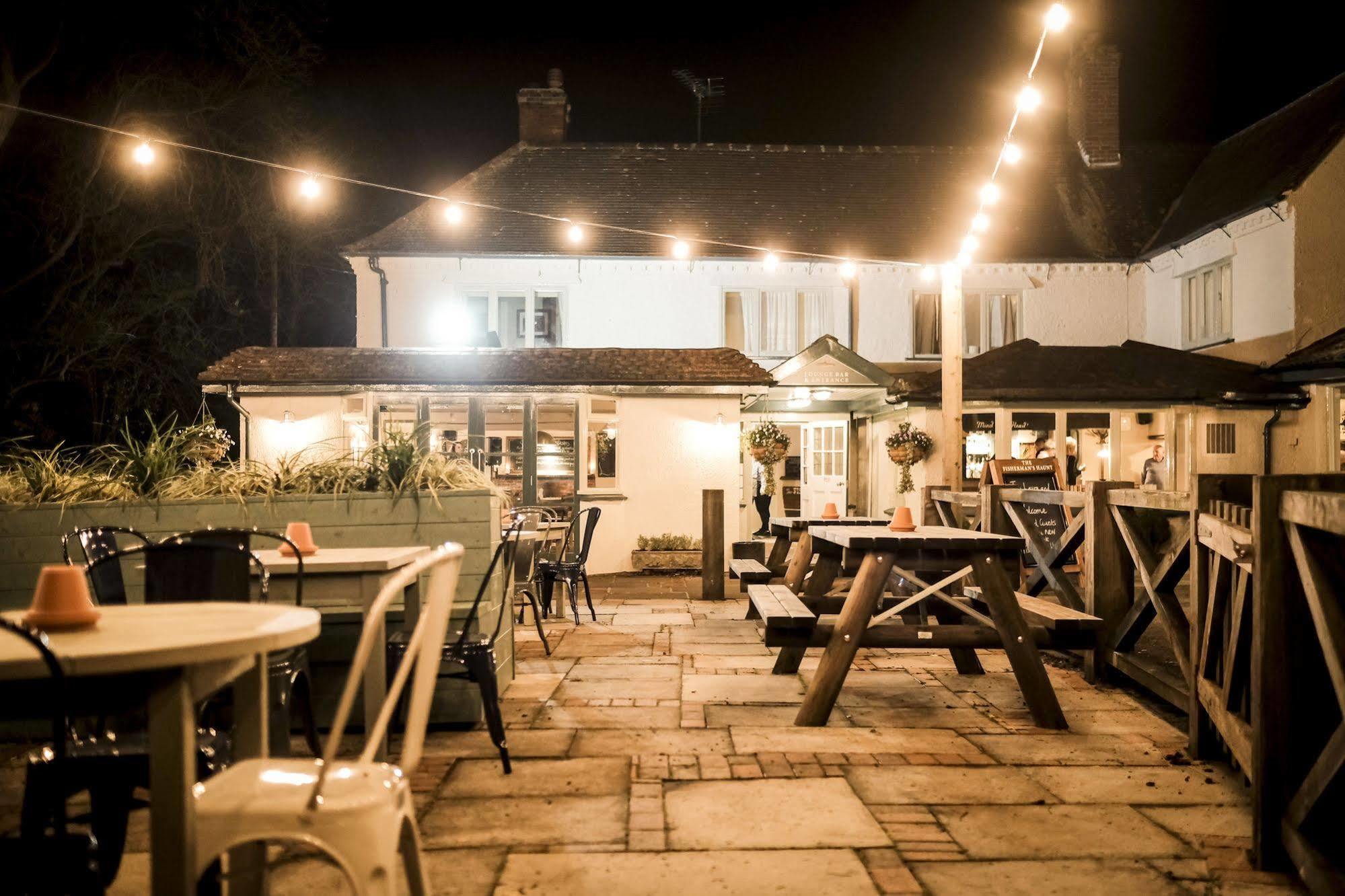 Fisherman's Haunt Inn